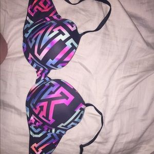 VS bra